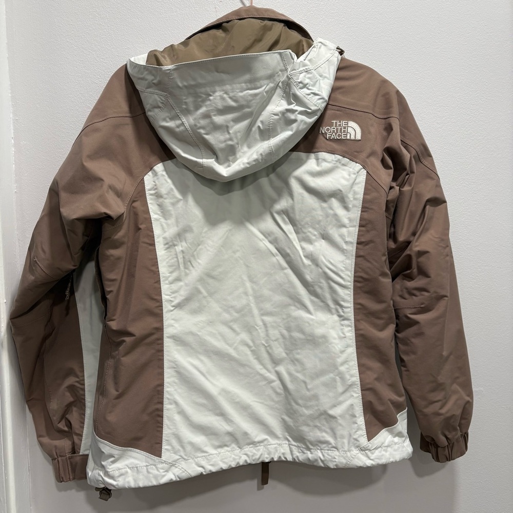 The North Face Women's Brown and Cream Hyvent Insulated Jacket Size Small - Picture 4 of 4